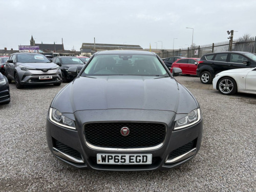 Jaguar XF  2.0d Portfolio Saloon 4dr Diesel Auto Euro 6 (s/s) (180 ps) DAB ULEZ £35 TA