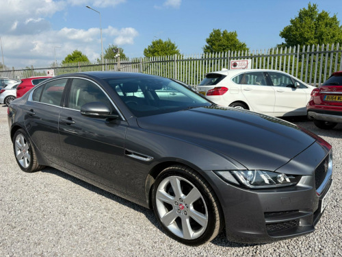 Jaguar XE  2.0d Portfolio Auto Euro 6 (s/s) 4dr