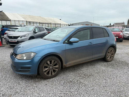 Volkswagen Golf  1.6 TDI BlueMotion Tech SE Euro 5 (s/s) 5dr
