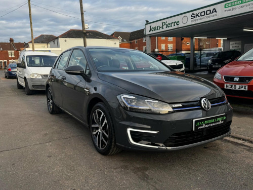 Volkswagen Golf  35.8kWh e-Golf Auto 5dr