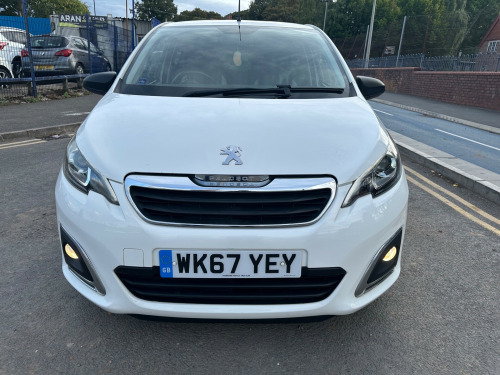 Peugeot 108  PURETECH COLLECTION 5-Door