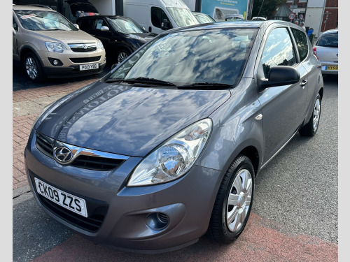 Hyundai i20  1.2 Classic Hatchback 3dr Petrol Manual Euro 4 (77 bhp)