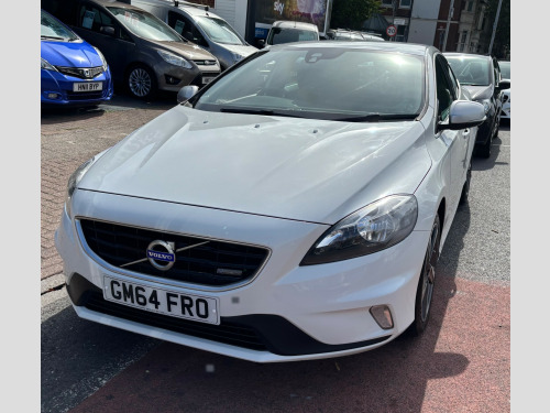 Volvo V40  1.6 D2 R-Design Hatchback 5dr Diesel Manual Euro 5 (s/s) (115 ps)