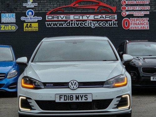 Volkswagen Golf  1.4 TSI 8.7kWh GTE Advance Hatchback 5dr Petrol Pl