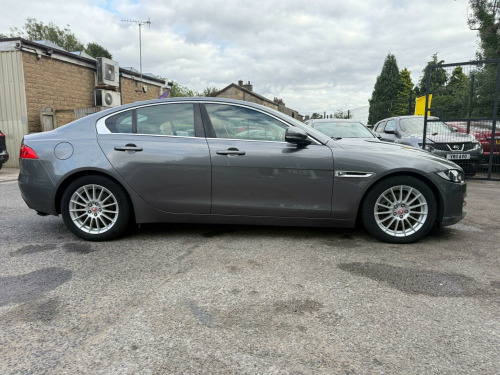 Jaguar XE  2.0d Prestige Euro 6 (s/s) 4dr