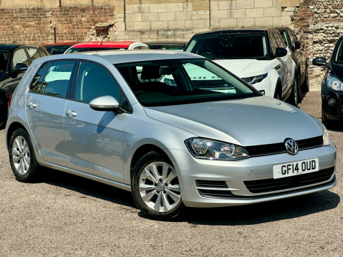 Volkswagen Golf  1.6 TDI BlueMotion Tech SE Euro 5 (s/s) 5dr