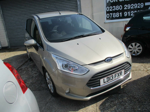 Ford B-Max  1.4 Zetec Euro 5 5dr