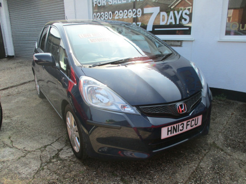 Honda Jazz  I-VTEC ES PLUS 5-Door