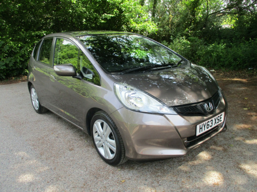 Honda Jazz  I-VTEC ES PLUS 5-Door
