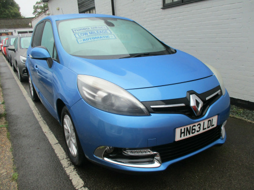 Renault Scenic  1.5 dCi Dynamique TomTom MPV 5dr Diesel EDC Euro 5 (110 ps)