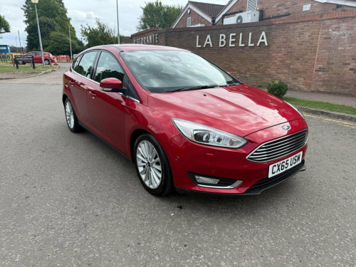 Ford Focus  1.0T EcoBoost Titanium X Euro 6 (s/s) 5dr