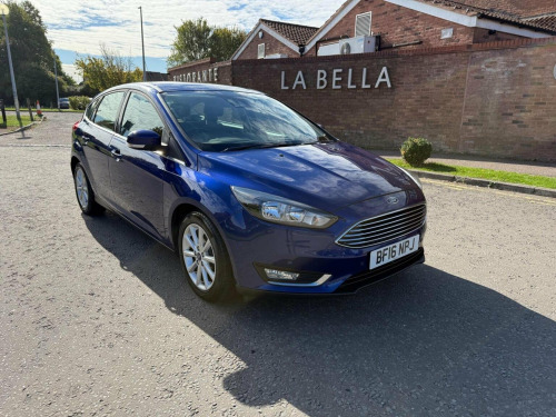 Ford Focus  1.0T EcoBoost Titanium Euro 6 (s/s) 5dr