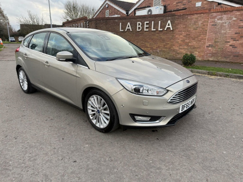 Ford Focus  1.0T EcoBoost Titanium X Euro 6 (s/s) 5dr 