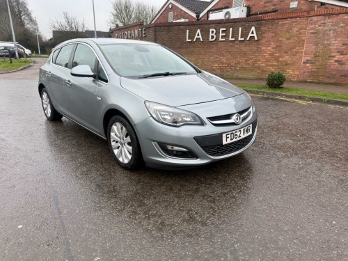 Vauxhall Astra  1.6 16v SE Auto Euro 5 5dr 