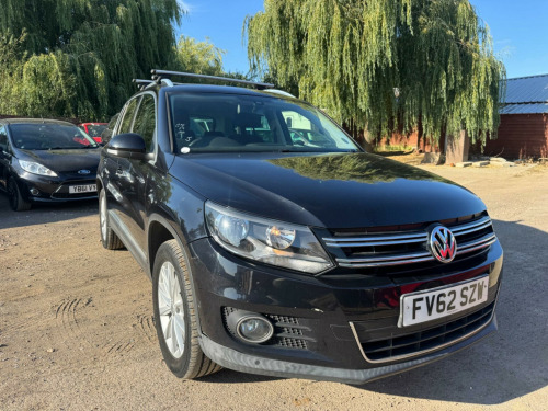 Volkswagen Tiguan  2.0 TDI BlueMotion Tech SE DSG 4WD Euro 5 (s/s) 5dr