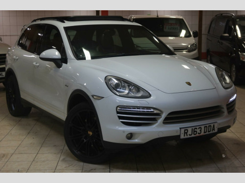 Porsche Cayenne  3.0 TD V6 Platinum Edition TiptronicS 4WD Euro 5 (s/s) 5dr