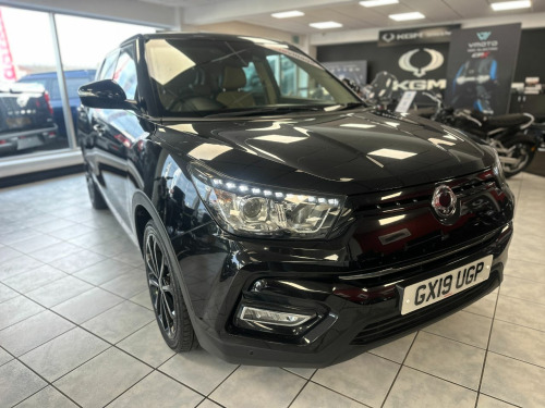 Ssangyong Tivoli  1.6 Ultimate 5dr Auto (Black Edition)