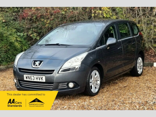 Peugeot 5008  1.6 E-HDI 115 ACTIVE EGC