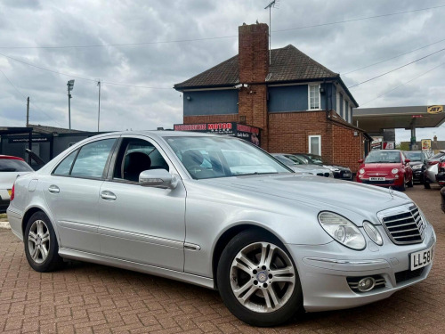 Mercedes-Benz E-Class E220 2.1 E220 CDI Avantgarde 4dr