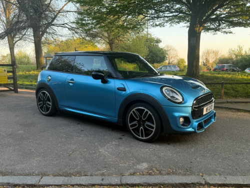 MINI Hatch  2.0 Cooper S Auto Euro 6 (s/s) 3dr