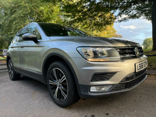 Volkswagen Tiguan  2.0 TDI BlueMotion Tech SE Navigation DSG 4Motion Euro 6 (s/s) 5dr