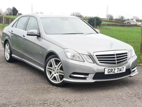 Mercedes-Benz E-Class E220 E 220 D 4MATIC AMG LINE PREMIUM 4-Door