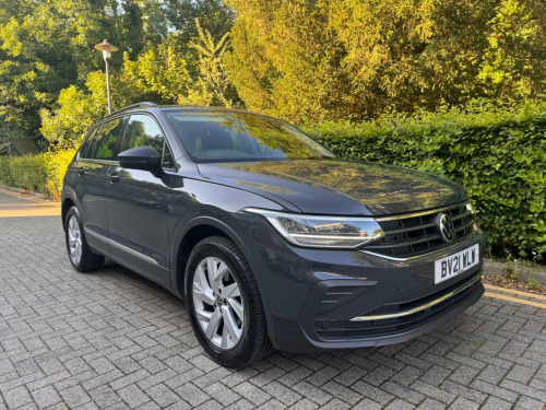 Volkswagen Tiguan  1.5 TSI Life DSG Euro 6 (s/s) 5dr