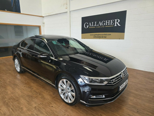 Volkswagen Passat  R LINE TDI BLUEMOTION TECHNOLOGY 4-Door