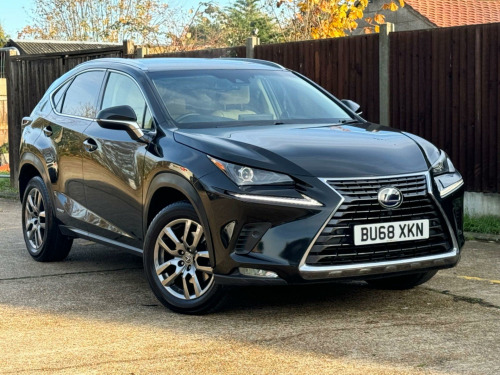 Lexus NX 300h  2.5 300h Luxury E-CVT 4WD Euro 6 (s/s) 5dr