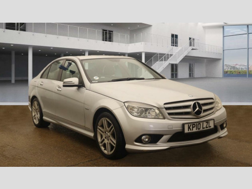 Mercedes-Benz C-Class C220 2.1 C220 CDI BlueEfficiency Sport Auto Euro 5 4dr