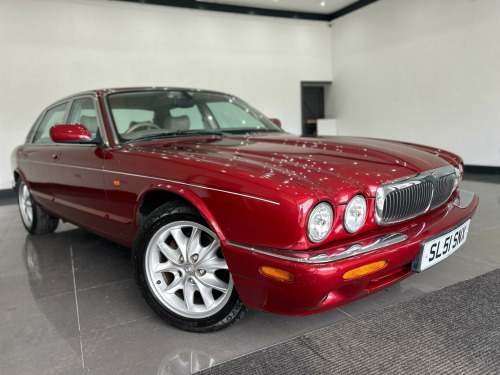 Jaguar XJ  3.2 XJ8 Executive 4dr