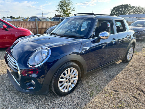 MINI Hatch  1.5 Cooper Auto Euro 6 (s/s) 5dr