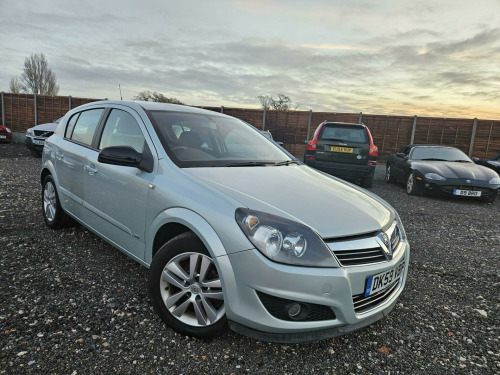 Vauxhall Astra  1.4i 16v SXi 5dr