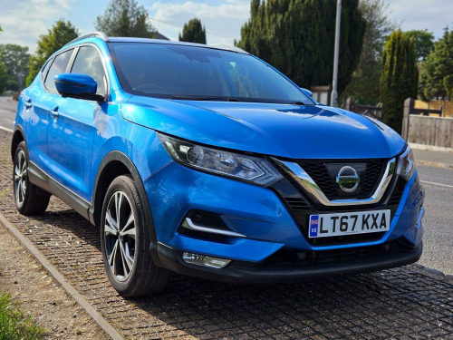 Nissan Qashqai  1.2 DIG-T N-Connecta XTRON Euro 6 (s/s) 5dr