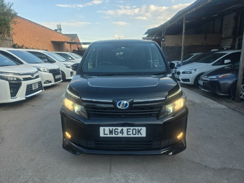 Toyota Voxy  HYBRID EURO 5 AUTOMATIC 