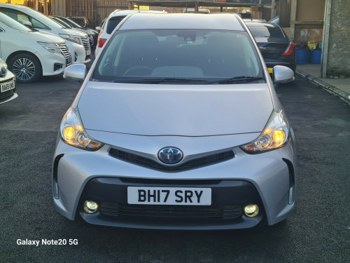 Toyota Prius  S SAFETY PLUS EURO 6 7 SEATER  