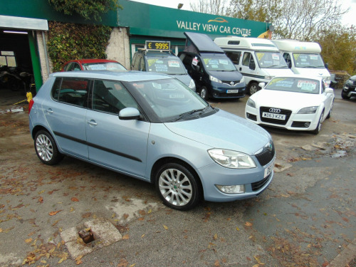 Skoda Fabia  1.2 Elegance Hatchback 5dr Petrol Manual Euro 5 (69 ps)