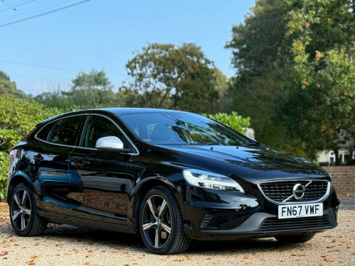 Volvo V40  1.5 T2 R-Design Nav Plus Auto Euro 6 (s/s) 5dr