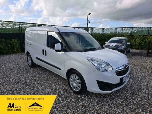 Vauxhall Combo  1.6 CDTi 2300 16v Sportive Panel Van 6dr