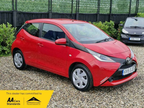 Toyota AYGO  1.0 VVT-i x-play Euro 5 5dr Euro 5