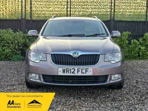 Skoda Superb  2.0 TFSI Elegance DSG Euro 5 5dr