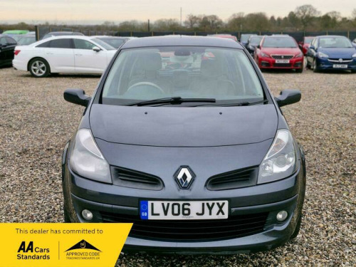 Renault Clio  1.6 VVT Initiale 5dr