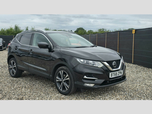 Nissan Qashqai  1.3 DIG-T N-Connecta Euro 6 (s/s) 5dr