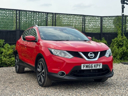 Nissan Qashqai  1.2 DIG-T Tekna XTRON 2WD Euro 6 (s/s) 5dr