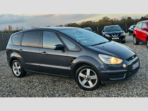 Ford S-MAX  2.0 TDCi Titanium 5dr