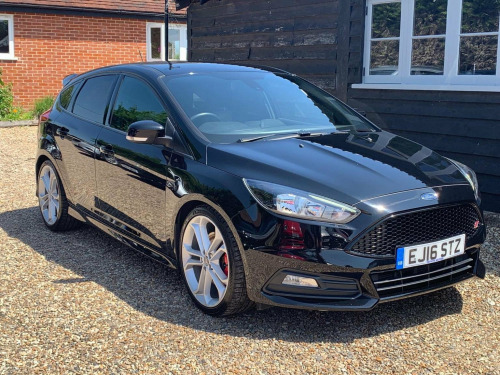 Ford Focus  2.0T EcoBoost ST-2 Euro 6 (s/s) 5dr
