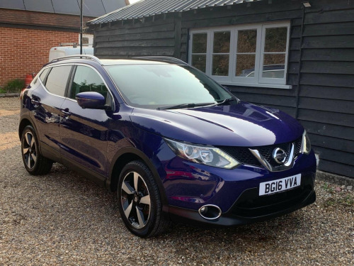 Nissan Qashqai  1.2 DIG-T N-Connecta 2WD Euro 6 (s/s) 5dr