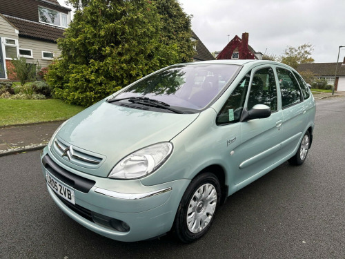 Citroen Xsara Picasso  2.0i 16V Desire 5dr