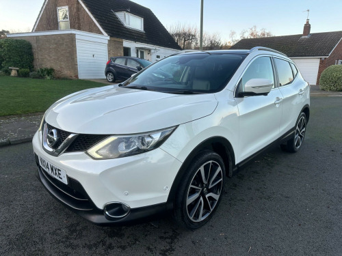 Nissan Qashqai  1.2 DIG-T Tekna 2WD Euro 5 (s/s) 5dr