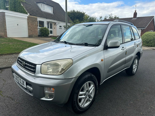 Toyota RAV4  2.0 VVT-i GX 4WD 5dr